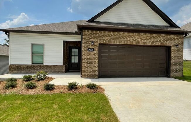 New Construction Home for Rent in Brookwood, AL!!! Sign a 13 month lease by 5/15/24 to receive ONE MONTH free!