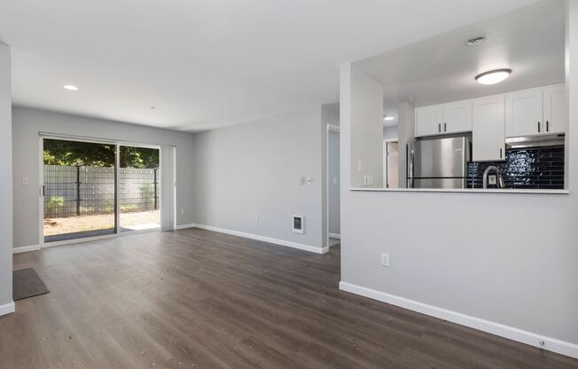 Interlake Apartments