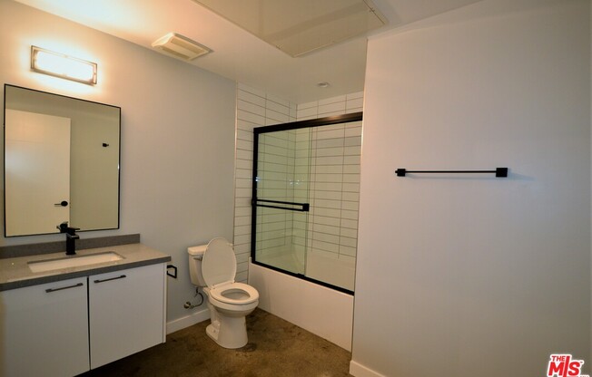 Studio, 1 bath, 1,050 sqft, $3,520, Unit 503