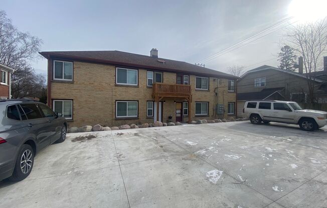 2727 North 76th Street