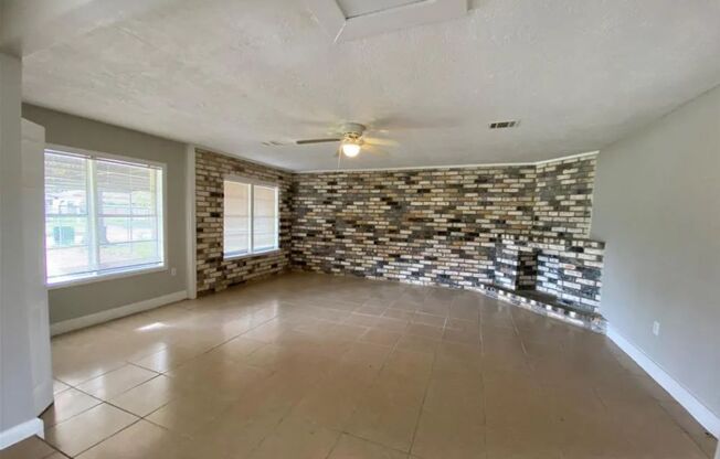 Amazing 3 Bedroom 2 bath home in Houston