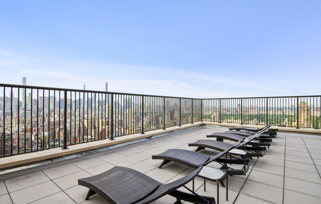 1 bed, 1 bath, 860 sqft, $6,500, Unit 25A