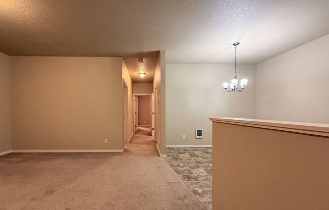 2 beds, 2 baths, 1,090 sqft, $1,600, Unit 519-07