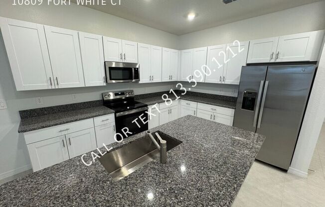 10809 FT WHITE CT