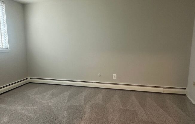 1 bed, 1 bath, 578 sqft, $1,360, Unit E06