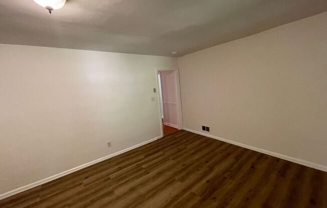 3/1 ranch brick home-fenced back yard!
