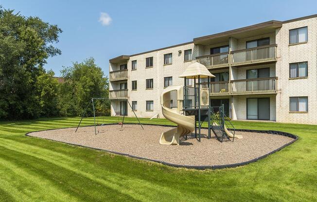 Oakwood Apartments in Plymouth, MN Playscape