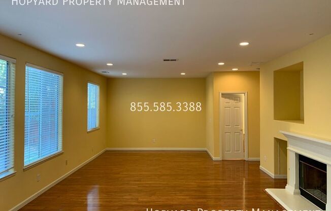 933 DESMET DR