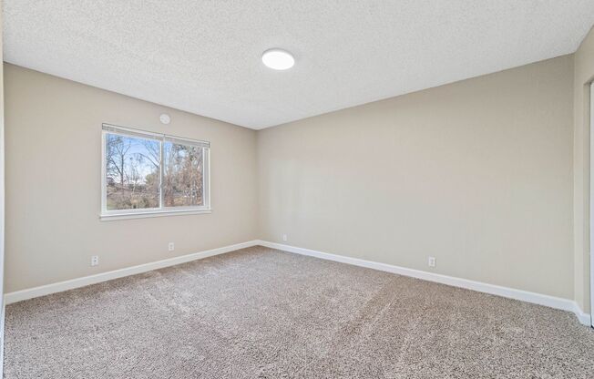 1 bed, 1 bath, 616 sqft, $855, Unit B-8