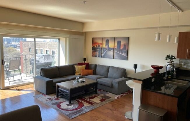 1 bed, 1.5 baths, 1,225 sqft, $2,150, Unit 603