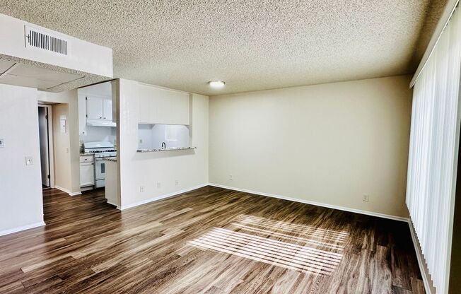 1 bed, 1 bath, 654 sqft, $1,775, Unit 7