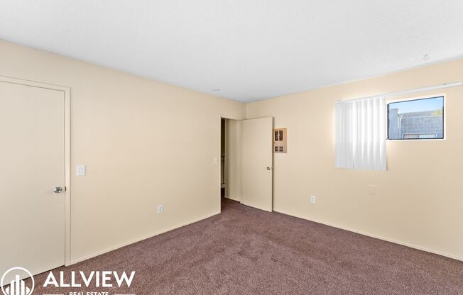 2 beds, 1.5 baths, 1,100 sqft, $2,595, Unit 3