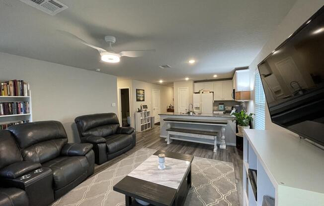 5614 TEMPEST CT