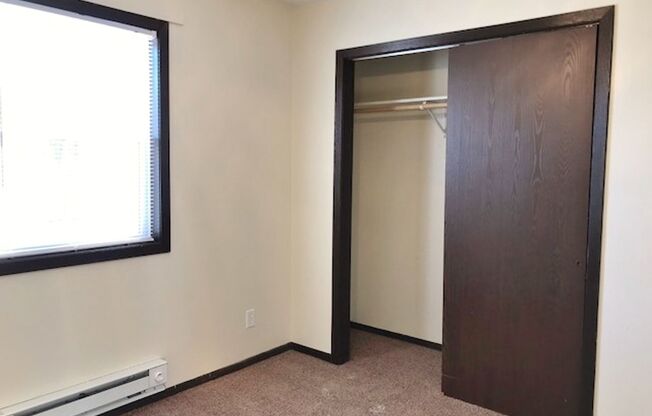 2 beds, 1 bath, 800 sqft, $1,025, Unit 510-20