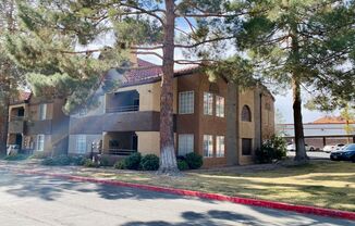 2200 FORT APACHE