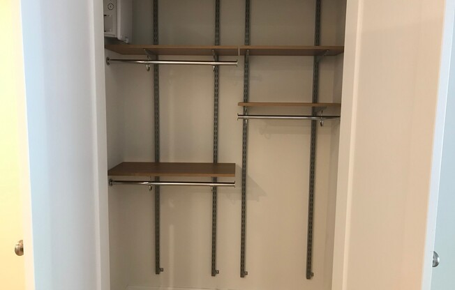 Studio, 1 bath, 440 sqft, $2,432, Unit 0332