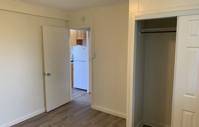 1 bed, 1 bath, $1,300, Unit 3