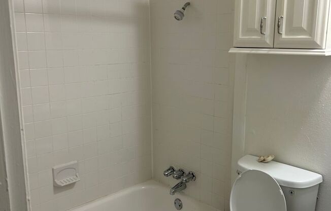 1 bed, 1 bath, 650 sqft, $1,225, Unit SUX-219