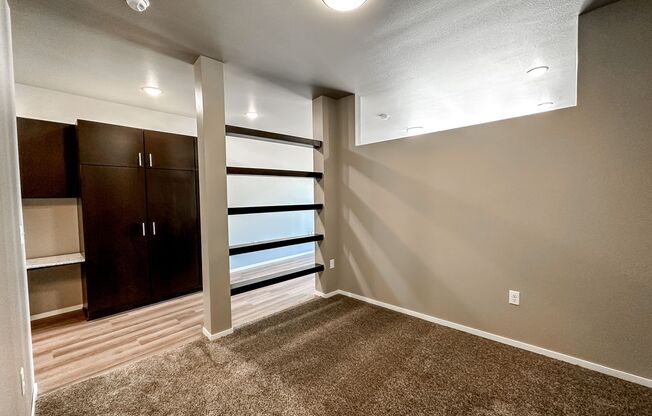 Studio, 1 bath, 605 sqft, $895, Unit Bldg 4 Apt 4206