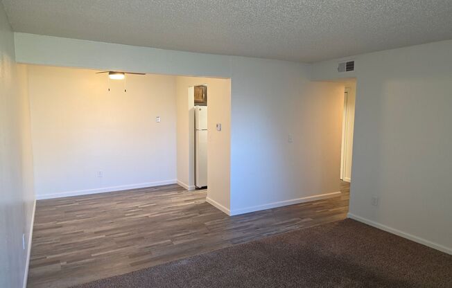 2 beds, 1 bath, 885 sqft, $750, Unit 110