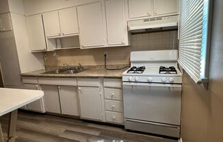 3 beds, 1 bath, $1,100