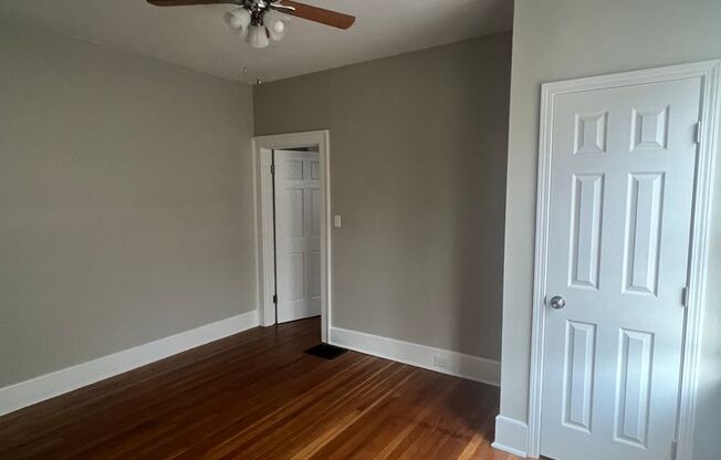 3 beds, 1 bath, 1,500 sqft, $1,950