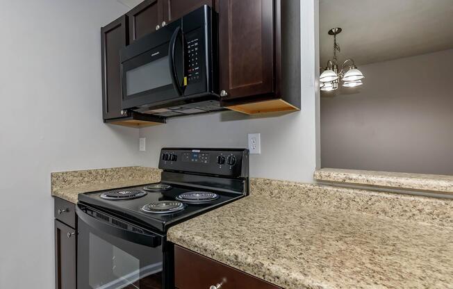 STONE-INSPIRED COUNTERTOPS