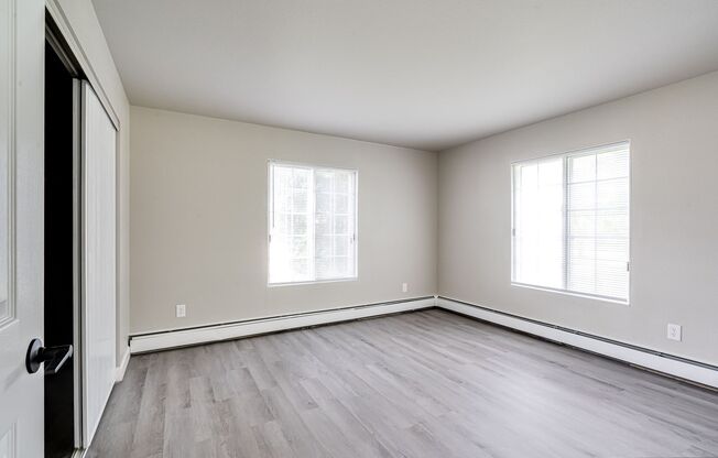2 beds, 1 bath, 850 sqft, $1,199, Unit CC104