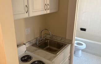 Studio, 1 bath, $800, Unit 634