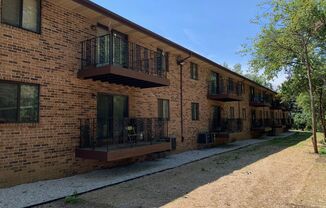 2 beds, 2 baths, 1,000 sqft, $1,200, Unit 9924101