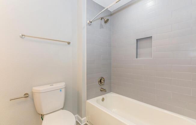 2 beds, 2 baths, 1,091 sqft, $1,810