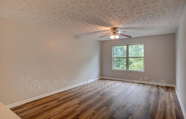 5302 FAIRINGTON CLUB DR