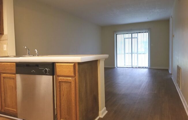 *MUST SEE* Southside Condo with Pool