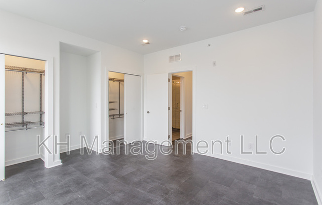 1154 S SYDENHAM ST