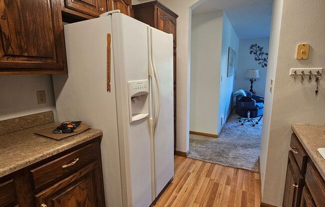 2 beds, 2 baths, $1,595