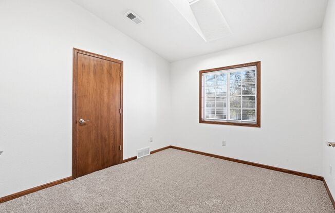 2 beds, 1 bath, 1,088 sqft, $1,349.99, Unit 2014-207