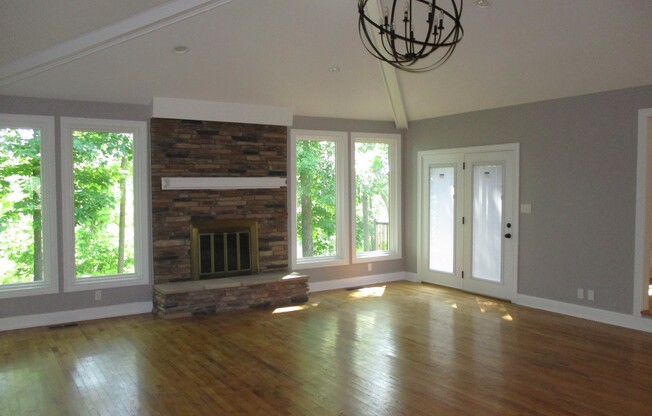 3 Bedroom 2 Bath Home For Rent Across From The Golf Club!