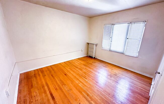 1 bed, 1 bath, 590 sqft, $2,225, Unit 09