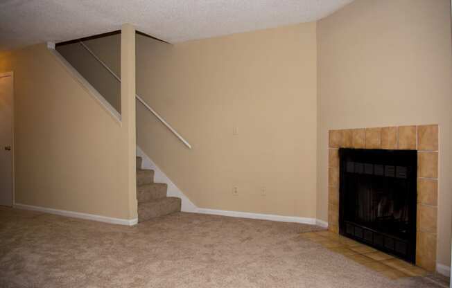 Living room with hallway at Laurel Grove Apartment Homes, Orange Park, FL