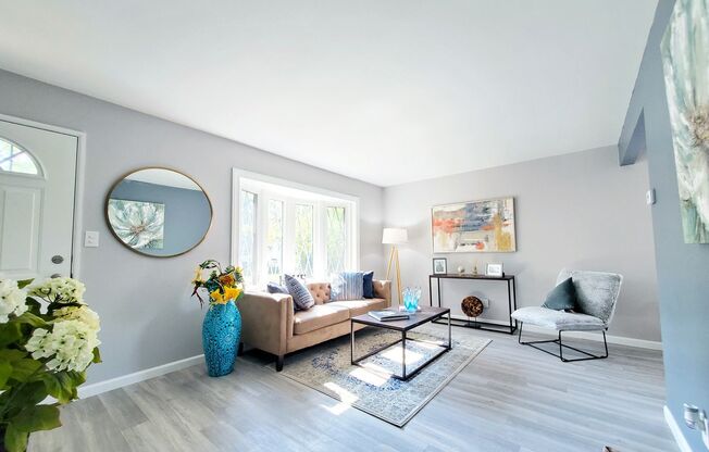 4 Bed - 1 Bath Cape Cod for Rent