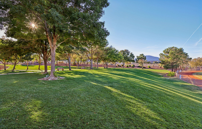 Neighborhood Park (Mission Hills)