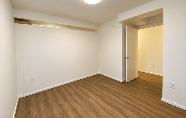 1 bed, 1 bath, 600 sqft, $2,295, Unit 2305-A