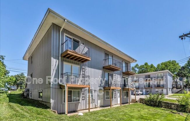3113 BARNETT AVE