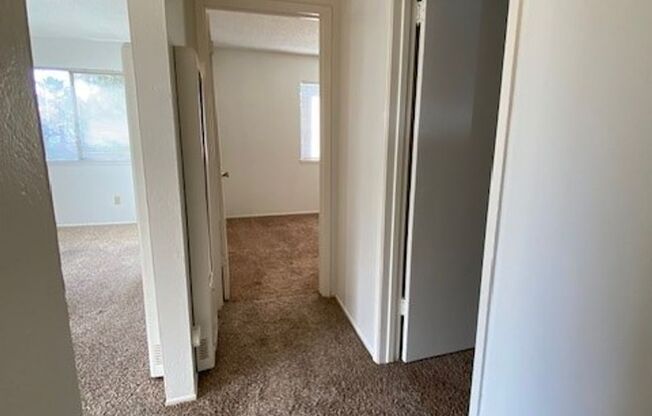 2 beds, 1 bath, 670 sqft, $1,395, Unit 2868002001