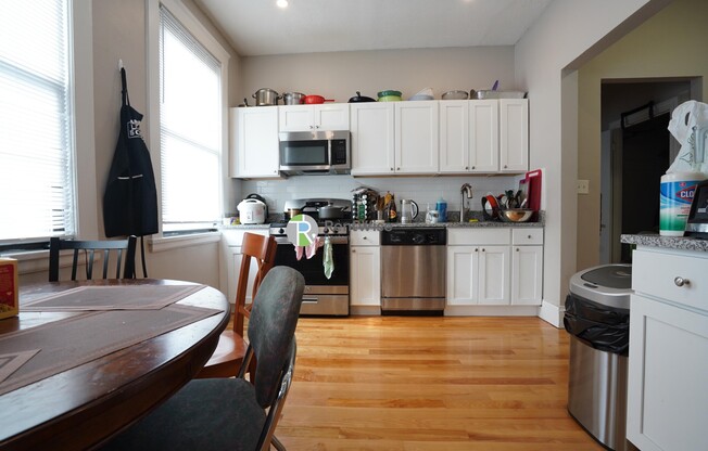 72 GARDNER ST
