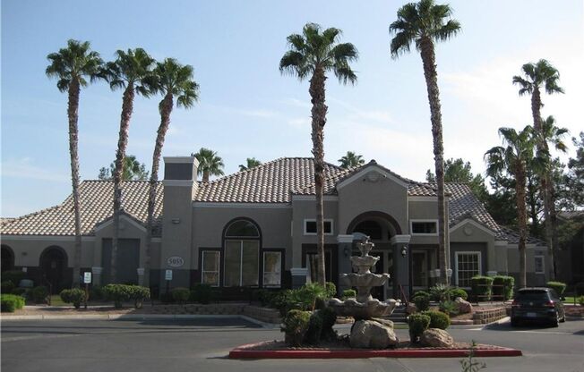 Beautiful SW condo close to the Las Vegas Strip