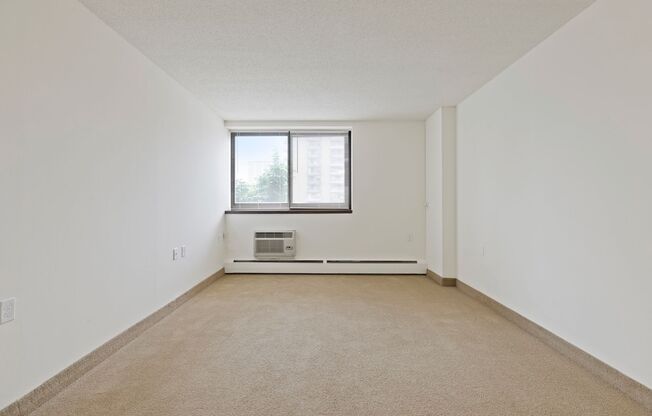 1 bed, 1 bath, 530 sqft, $1,134, Unit 1404