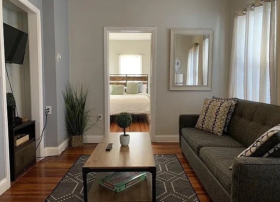 104 BOW ST