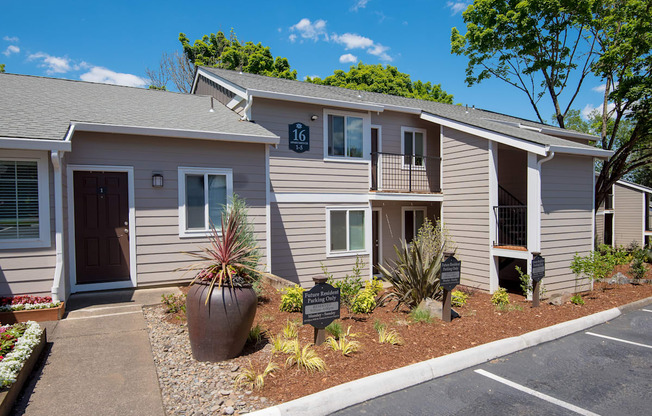 Welcome to Todd Village | Apartments in Tualatin
