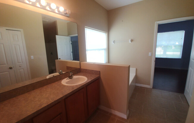 3 beds, 2 baths, $1,795